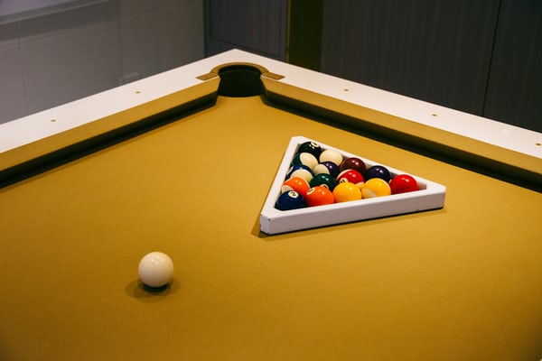 how to level a pool table